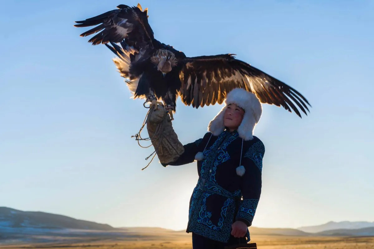Eagle huntress