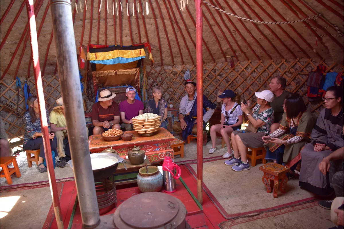 Nomadic show
